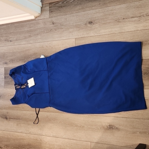 Premier Amour Dress - Picture 1 of 12